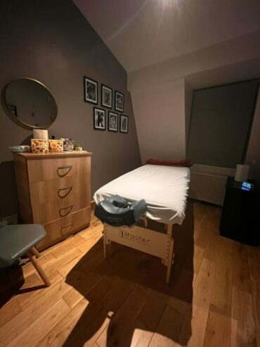 Relaxing massage therapy Old Street Old Street, London